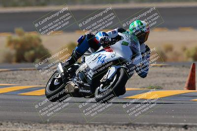 media/Oct-08-2022-SoCal Trackdays (Sat) [[1fc3beec89]]/Turn 14 (1050am)/